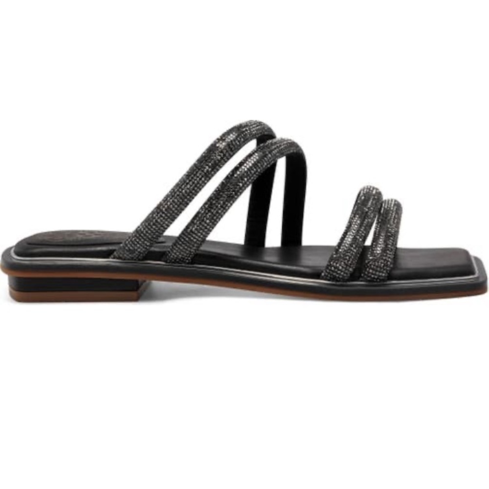 VINCE CAMUTO Slide
